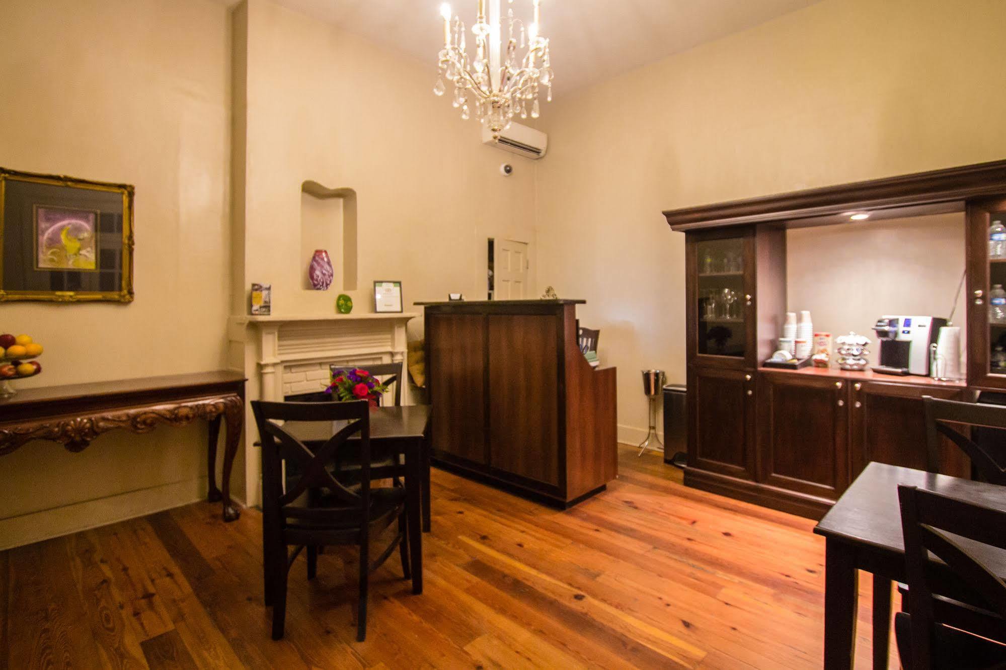 Inn On Ursulines, A French Quarter Guest Houses Property New Orleans Eksteriør billede